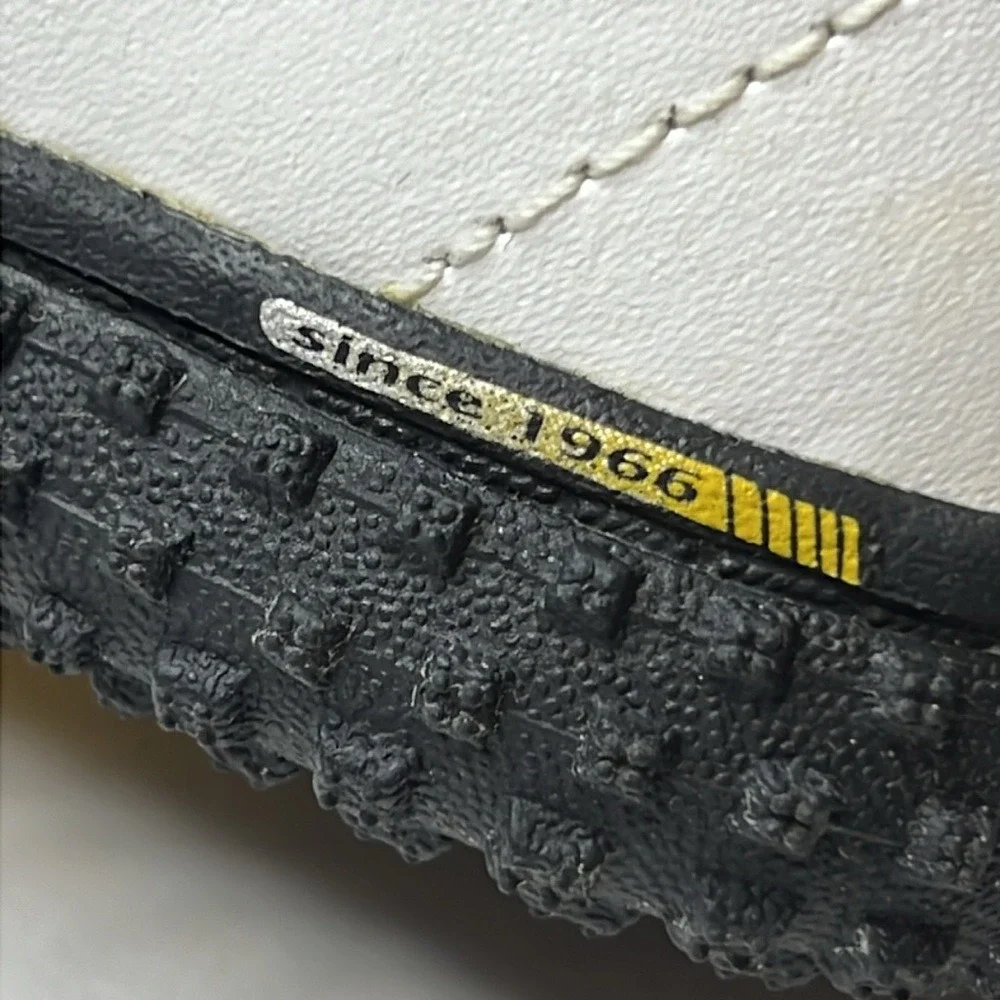 K-Swiss Toddler Turf‎ Soccer Shoes 5C EU21 White Black Yellow Lace Up Sneakers